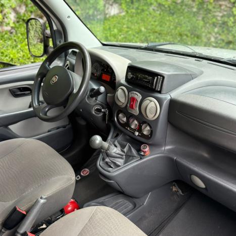 FIAT Doblo 1.8 4P FLEX ADVENTURE LOCKER 6 LUGARES, Foto 10