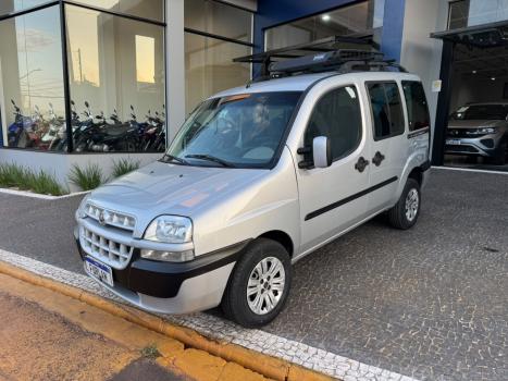 FIAT Doblo 1.8 4P HLX FLEX, Foto 2