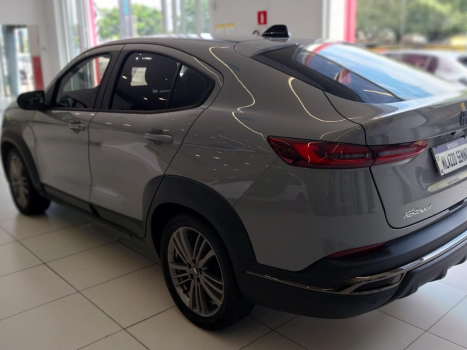 FIAT Fastback 1.0 12V 4P FLEX 200 TURBO AUTOM�TICO CVT, Foto 5