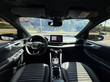 FIAT Fastback 1.0 12V 4P FLEX IMPETUS 200 TURBO AUTOM�TICO CVT, Foto 3