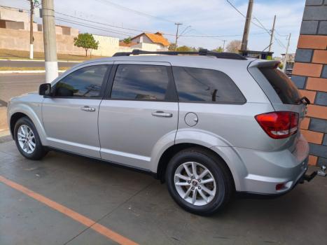 FIAT Freemont 2.4 16V 4P PRECISION AUTOMÁTICO 7 LUGARES, Foto 3 FIAT Freemont 2.4 16V 4P PRECISION AUTOMÁTICO 7 LUGARES, Foto 3