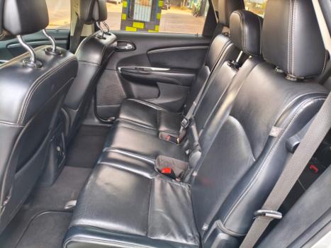 FIAT Freemont 2.4 16V 4P PRECISION AUTOMÁTICO 7 LUGARES, Foto 8 FIAT Freemont 2.4 16V 4P PRECISION AUTOMÁTICO 7 LUGARES, Foto 8