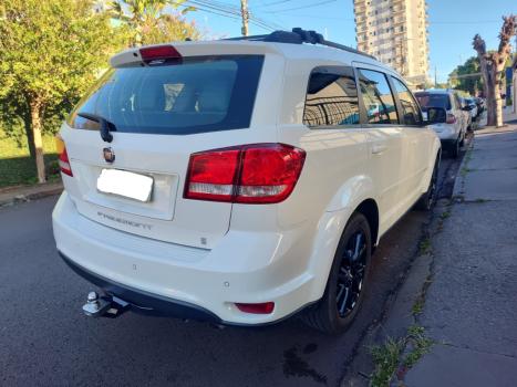 FIAT Freemont 2.4 16V 4P PRECISION AUTOM�TICO 7 LUGARES, Foto 4