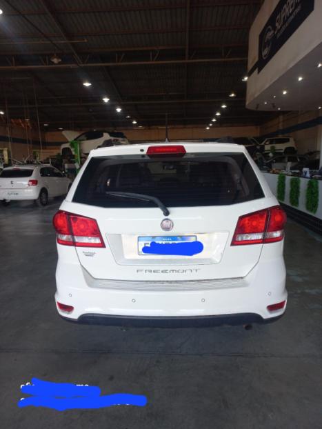 FIAT Freemont 2.4 16V 4P PRECISION AUTOM�TICO 7 LUGARES, Foto 4