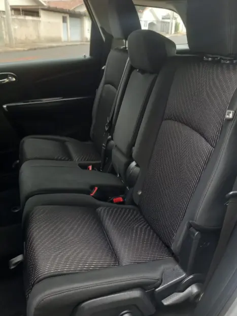 FIAT Freemont 2.4 16V 4P PRECISION AUTOMÁTICO 7 LUGARES, Foto 9