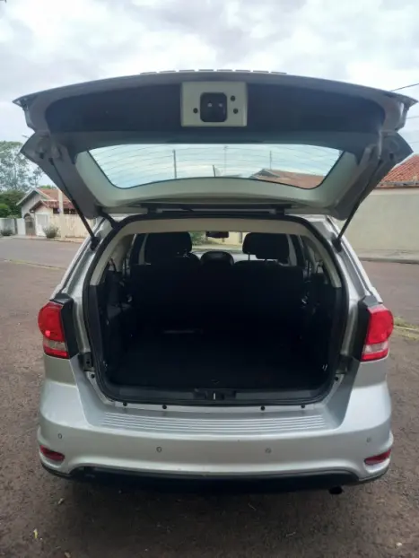 FIAT Freemont 2.4 16V 4P PRECISION AUTOMÁTICO 7 LUGARES, Foto 16