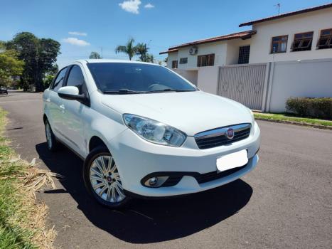 FIAT Grand Siena 1.6 16V 4P ESSENCE FLEX, Foto 4