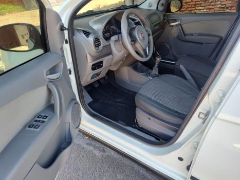 FIAT Grand Siena 1.6 16V 4P ESSENCE FLEX, Foto 9