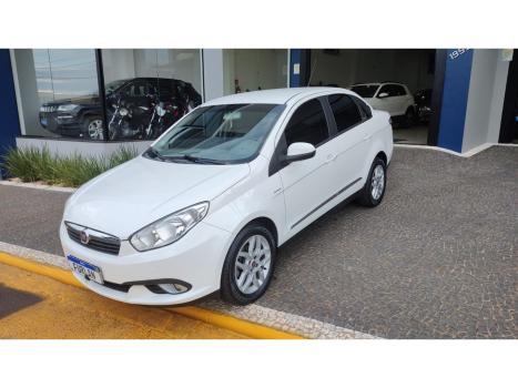 FIAT Grand Siena 1.6 16V 4P FLEX ESSENCE DUALOGIC AUTOMATIZADO, Foto 2