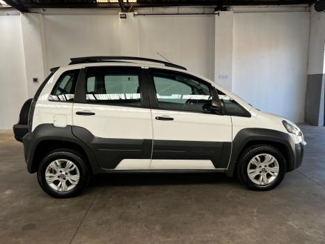 FIAT Idea 1.8 16V 4P ADVENTURE FLEX, Foto 4