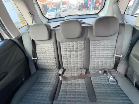 FIAT Idea 1.8 16V 4P ADVENTURE FLEX, Foto 9