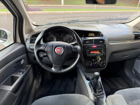 FIAT Linea 1.8 16V 4P FLEX ESSENCE, Foto 8