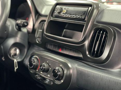 FIAT Mobi 1.0 4P FLEX DRIVE FIRE FLY, Foto 10 FIAT Mobi 1.0 4P FLEX DRIVE FIRE FLY, Foto 10