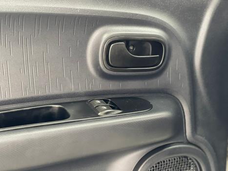 FIAT Mobi 1.0 4P FLEX DRIVE FIRE FLY, Foto 11 FIAT Mobi 1.0 4P FLEX DRIVE FIRE FLY, Foto 11