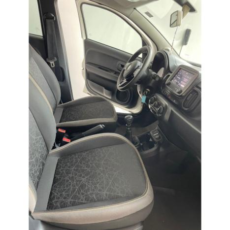 FIAT Mobi 1.0 4P FLEX EVO TREKKING, Foto 2