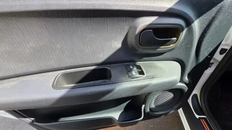 FIAT Mobi 1.0 4P FLEX EVO TREKKING, Foto 10