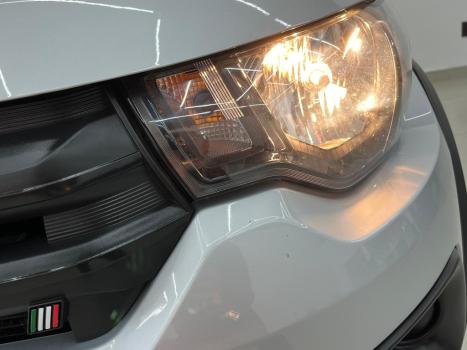 FIAT Mobi 1.0 4P FLEX EVO TREKKING, Foto 2