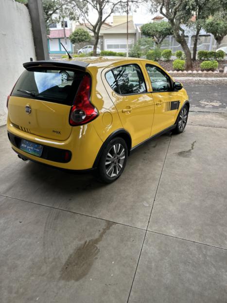 FIAT Palio 1.6 16V 4P FLEX SPORTING, Foto 3
