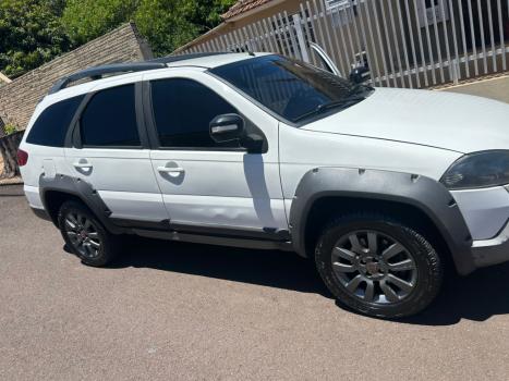 FIAT Palio Weekend 1.8 16V 4P FLEX ADVENTURE, Foto 3