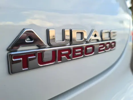 FIAT Pulse 1.0 12V 4P FLEX 200 AUDACE TURBO AUTOM�TICO CVT, Foto 19
