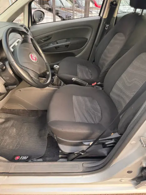 FIAT Punto 1.4 4P ATTRACTIVE FLEX, Foto 7