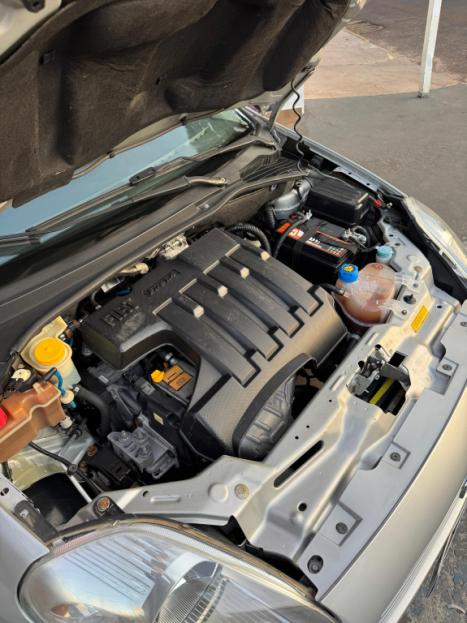 FIAT Punto 1.4 4P ELX FLEX, Foto 6