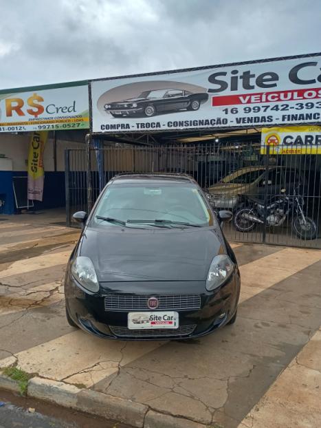 FIAT Punto 1.4 4P FLEX ATTRACTIVE ITALIA, Foto 2 FIAT Punto 1.4 4P FLEX ATTRACTIVE ITALIA, Foto 2