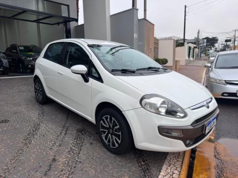 FIAT Punto 1.6 16V 4P ESSENCE FLEX, Foto 1