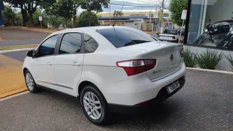 FIAT Siena 1.6 16V 4P ESSENCE FLEX, Foto 4