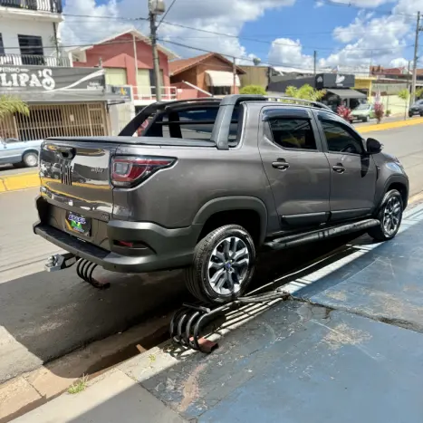 FIAT Strada 1.0 12V TURBO 200 FLEX ULTRA CABINE DUPLA AUTOM�TICO CVT, Foto 5