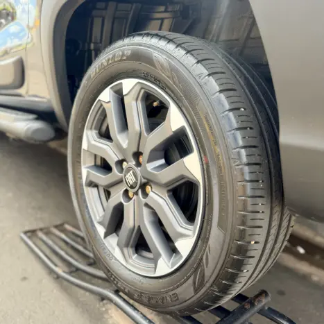 FIAT Strada 1.0 12V TURBO 200 FLEX ULTRA CABINE DUPLA AUTOM�TICO CVT, Foto 13