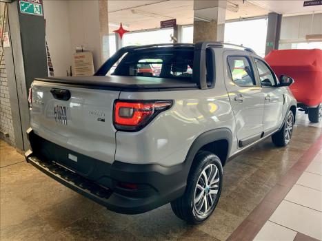 FIAT Strada 1.3 4P FIREFLY FLEX VOLCANO CABINE DUPLA AUTOMÁTICO, Foto 4 FIAT Strada 1.3 4P FIREFLY FLEX VOLCANO CABINE DUPLA AUTOMÁTICO, Foto 4