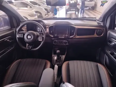 FIAT Strada 1.3 4P FIREFLY FLEX VOLCANO CABINE DUPLA AUTOM�TICO, Foto 9