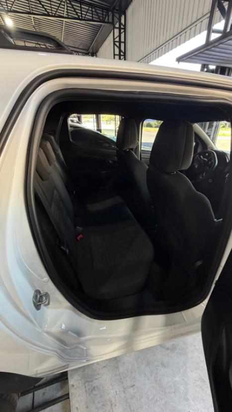 FIAT Strada 1.3 4P FIREFLY FLEX FREEDOM CABINE DUPLA, Foto 2