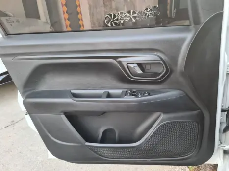 FIAT Strada 1.3 FIREFLY FLEX FREEDOM CABINE SIMPLES PLUS, Foto 15 FIAT Strada 1.3 FIREFLY FLEX FREEDOM CABINE SIMPLES PLUS, Foto 15