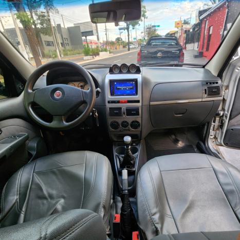 FIAT Strada 1.6 16V ADVENTURE CABINE ESTENDIDA, Foto 9