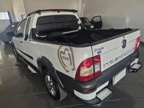 FIAT Strada 1.6 16V FLEX TREKKING CABINE ESTENDIDA, Foto 3