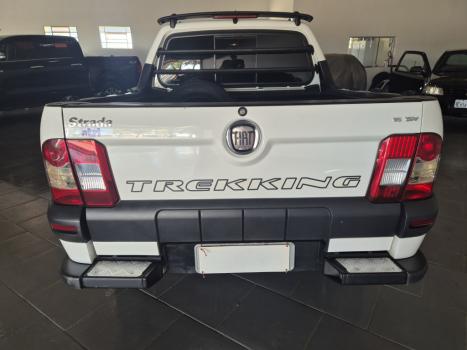 FIAT Strada 1.6 16V FLEX TREKKING CABINE ESTENDIDA, Foto 6