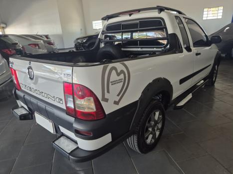 FIAT Strada 1.6 16V FLEX TREKKING CABINE ESTENDIDA, Foto 4