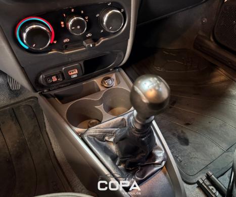 FIAT Strada 1.8 16V 3P FLEX MPI CABINE DUPLA ADVENTURE EXTREME, Foto 2