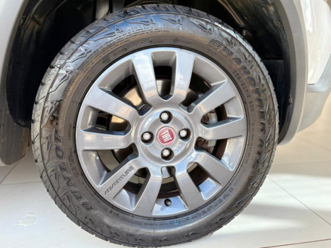 FIAT Strada 1.8 3P FLEX ADVENTURE CABINE DUPLA, Foto 8