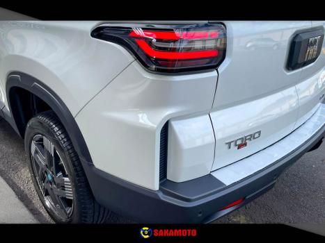 FIAT Toro 1.3 16V 4P FLEX 270 TURBO VOLCANO AUTOM�TICO, Foto 32