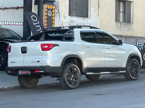FIAT Toro 1.3 16V 4P FLEX 270 TURBO VOLCANO AUTOM�TICO, Foto 2
