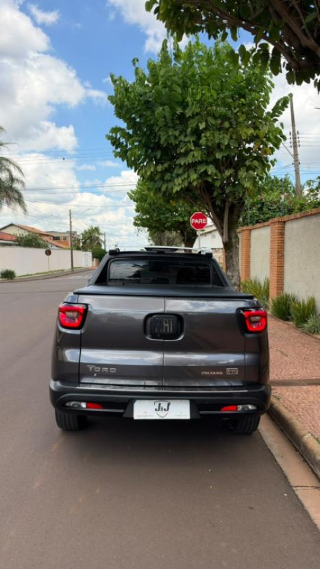 FIAT Toro 1.3 16V 4P FLEX 270 TURBO VOLCANO AUTOMÁTICO, Foto 3