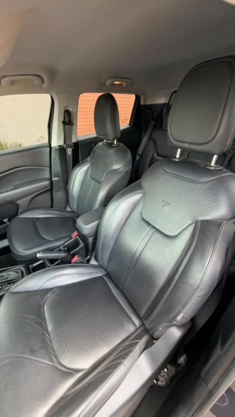FIAT Toro 1.3 16V 4P FLEX 270 TURBO VOLCANO AUTOMÁTICO, Foto 8