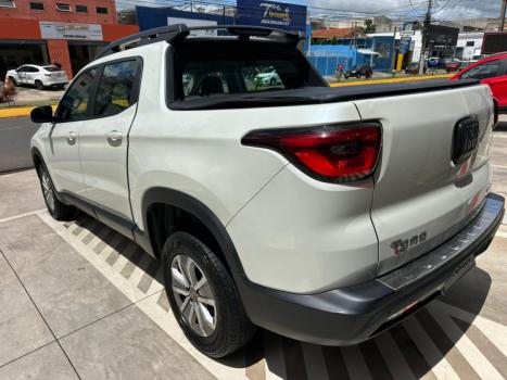 FIAT Toro 1.8 16V 4P FLEX FREEDOM AUTOM�TICO, Foto 4