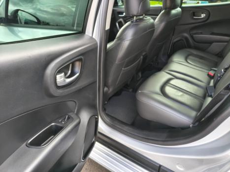 FIAT Toro 1.8 16V 4P FLEX FREEDOM AUTOM�TICO, Foto 12