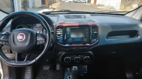 FIAT Toro 1.8 16V 4P FLEX FREEDOM AUTOM�TICO, Foto 13
