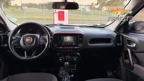 FIAT Toro 1.8 16V 4P FLEX FREEDOM AUTOM�TICO, Foto 2