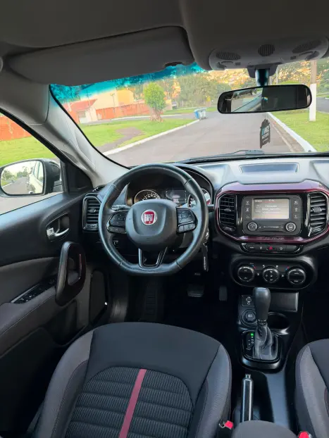 FIAT Toro 1.8 16V 4P FLEX FREEDOM AUTOM�TICO, Foto 12